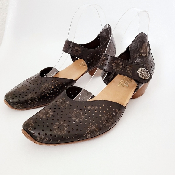 rieker mary jane shoes black